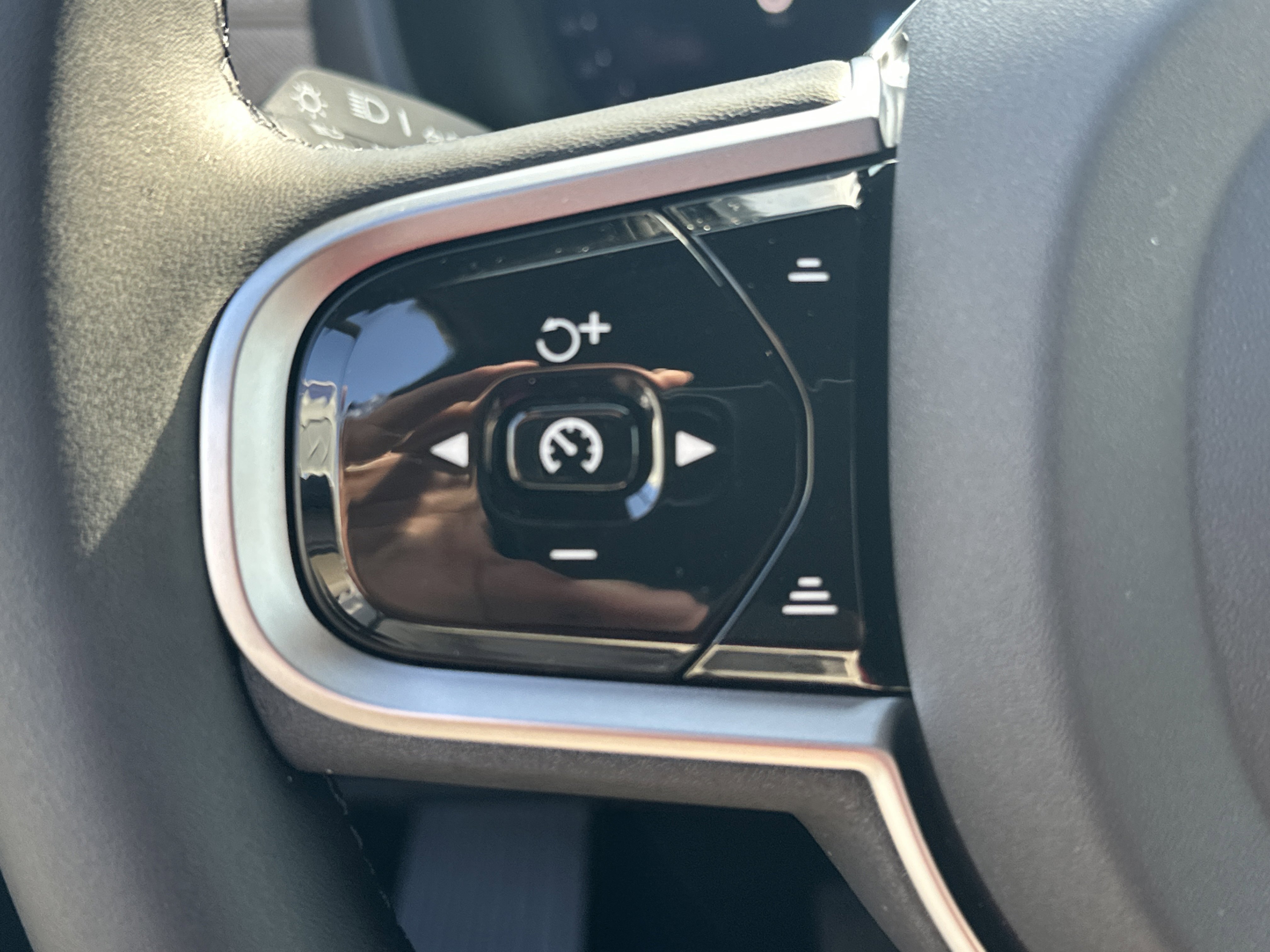 2026 Volvo XC90 Plus - Photo 21