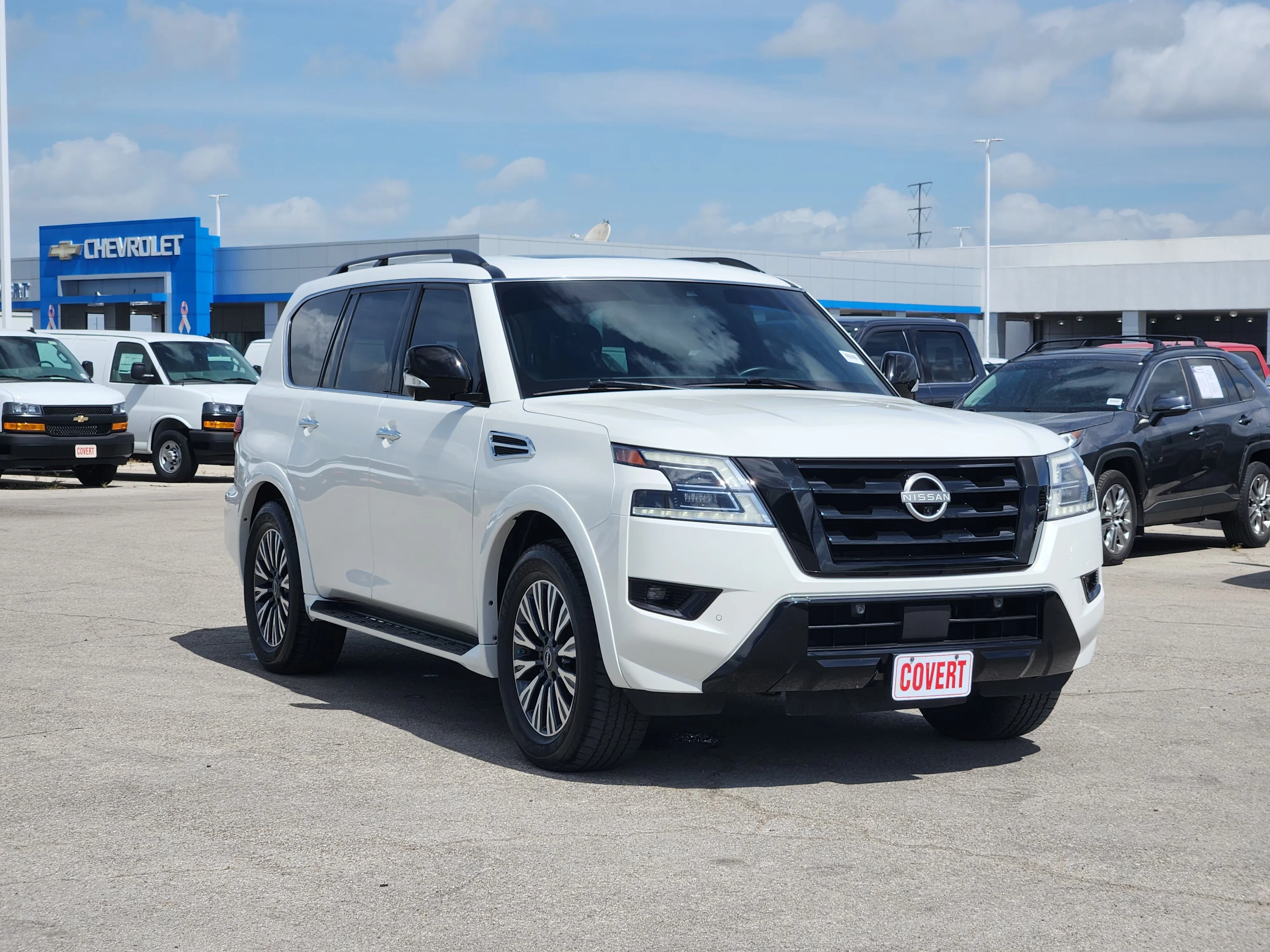 Used 2023 Aspen White Tricoat Nissan SL image 3