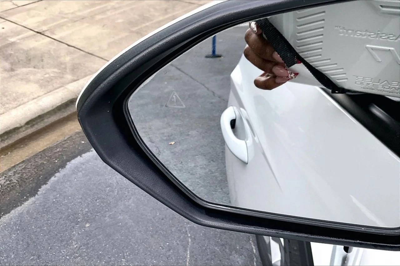 Certified Used 2024 White Hyundai SEL image 26