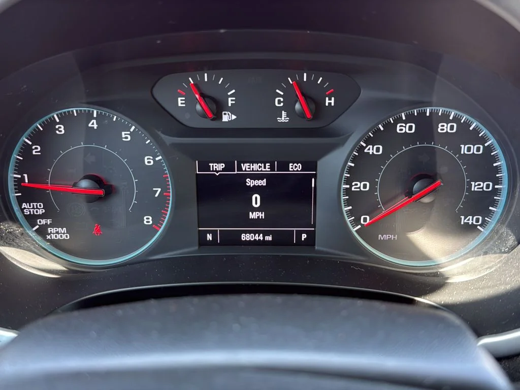 Used 2023 White Chevrolet LT image 13