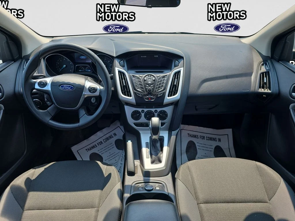 Used 2014 Ingot Silver Ford SE image 9