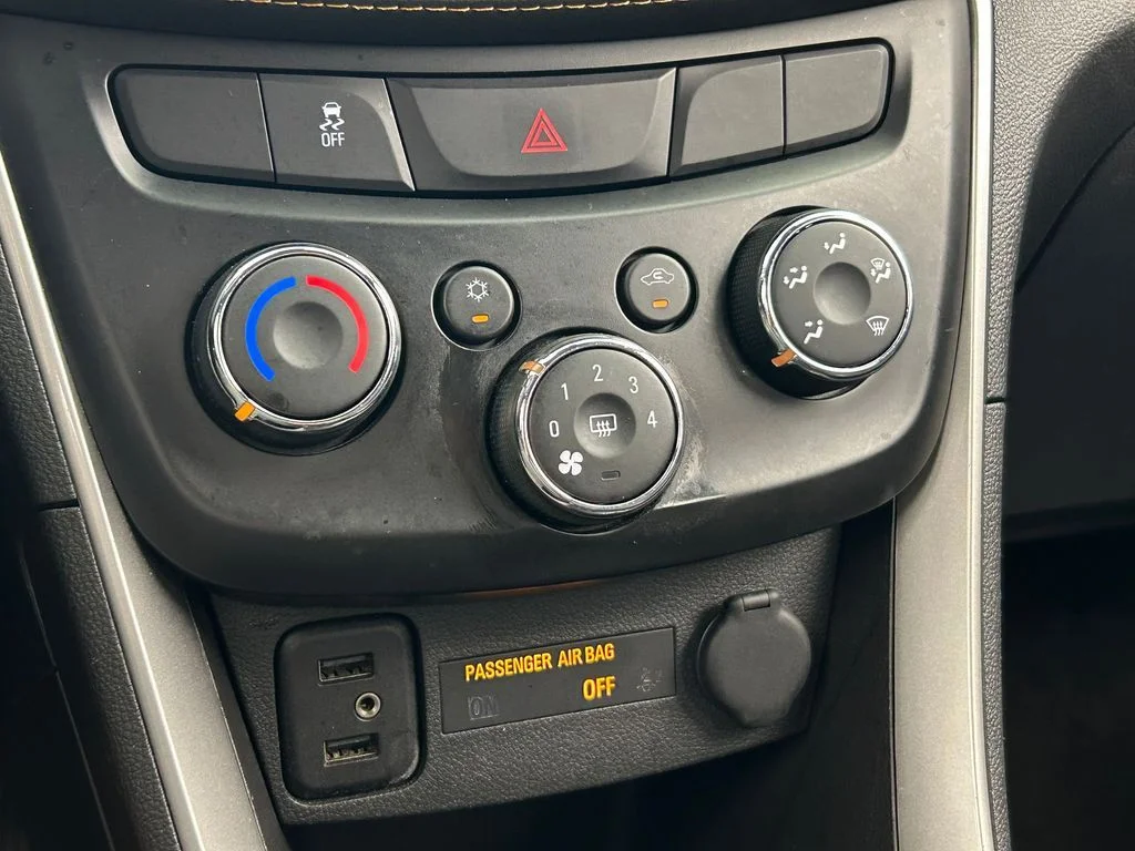 Used 2021 Crimson Metallic Chevrolet LT image 27