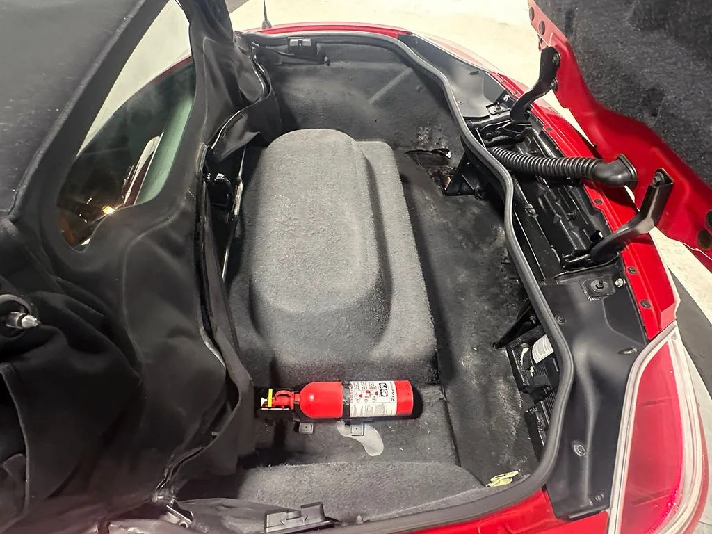 Used 2007 Red Saturn Base image 66