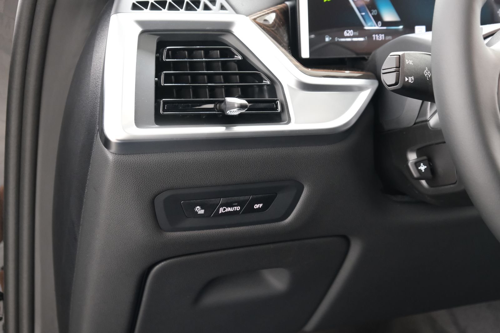 New 2026 Black Sapphire Metallic BMW xDrive40i image 44