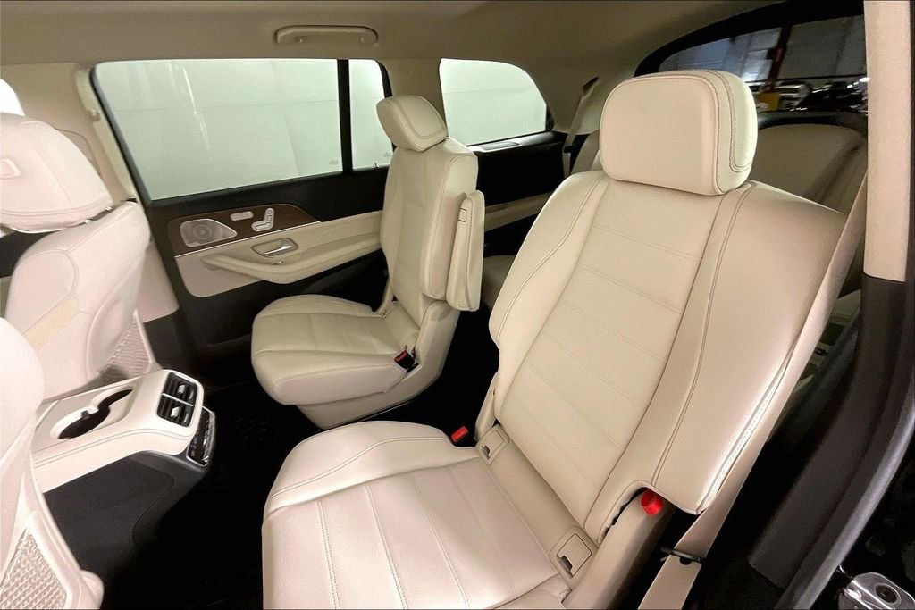 New 2026 Black Mercedes-Benz GLS 450 image 10