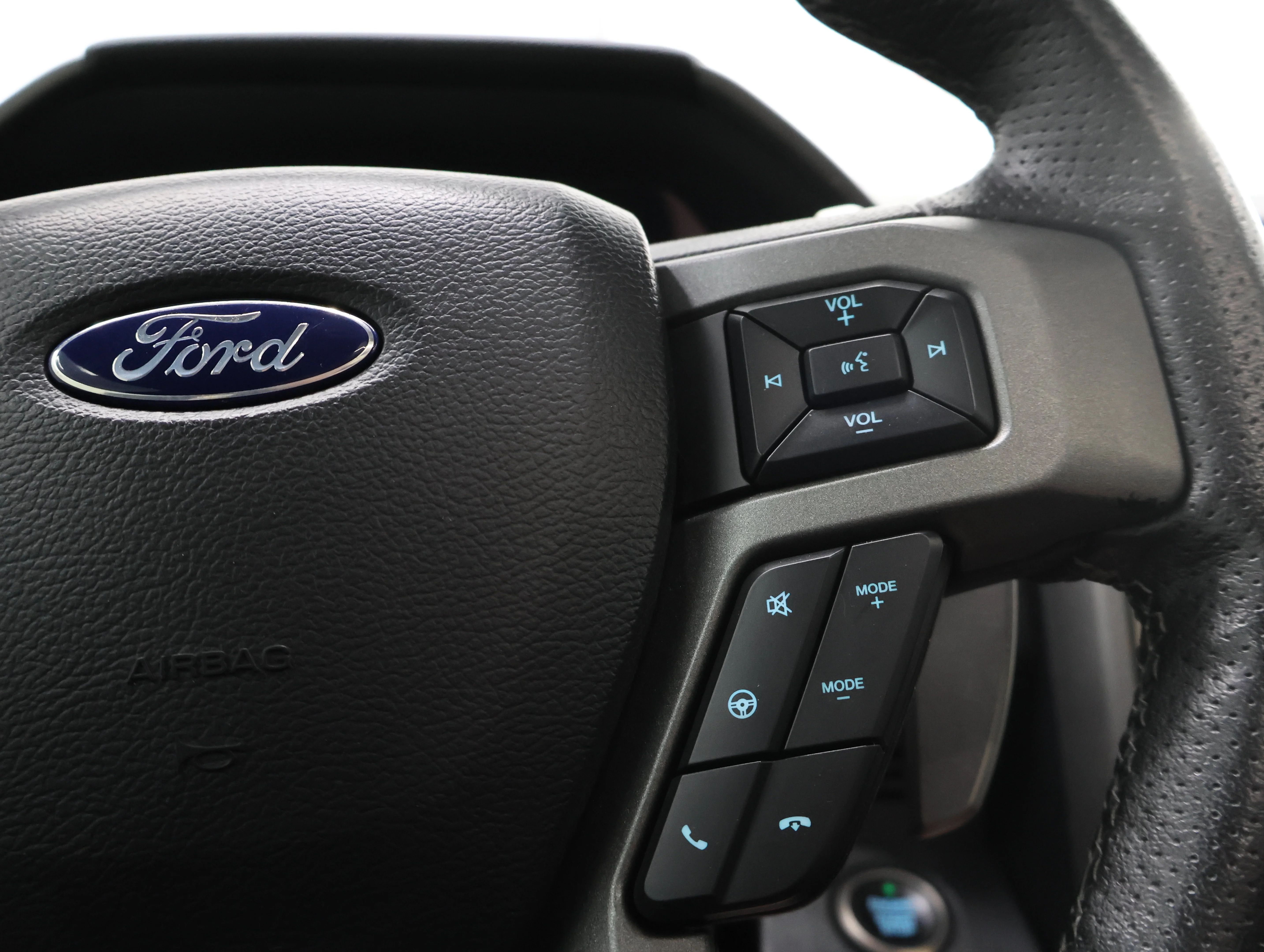Used 2019 Magnetic Metallic Ford Raptor image 15