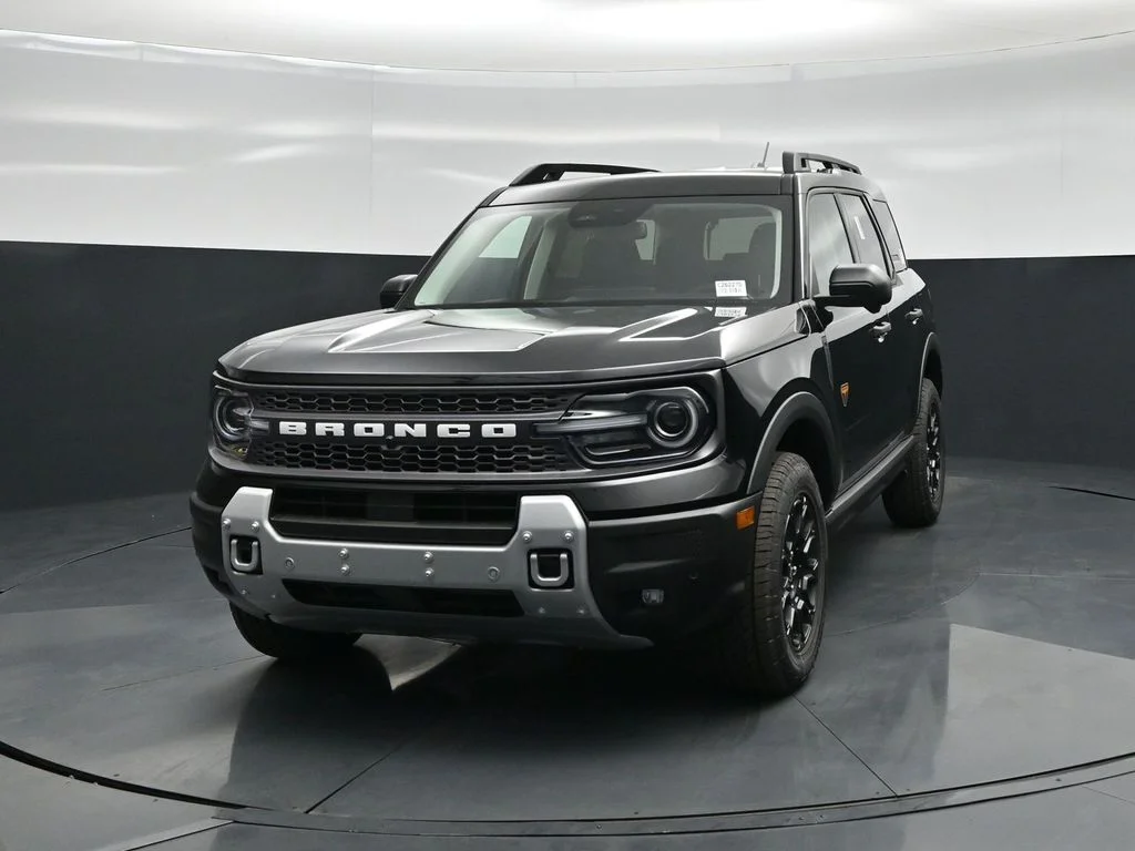 New 2026 Shadow Black Ford Badlands image 52