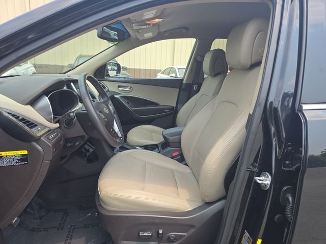 Used 2017 Black Hyundai 2.4 Base image 13