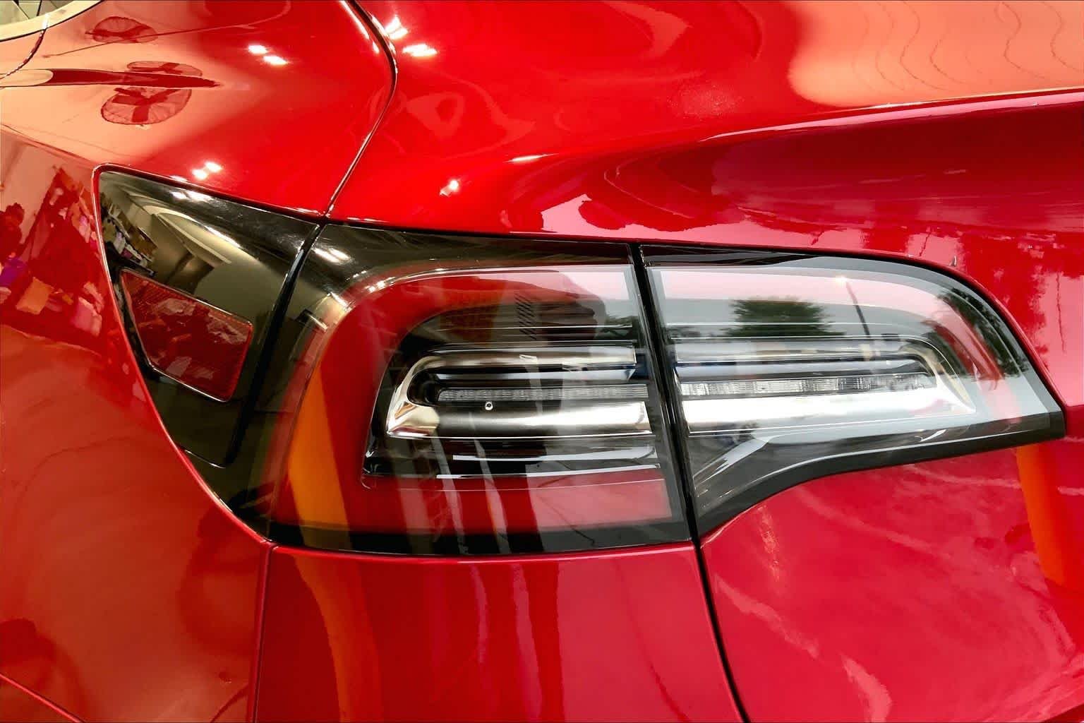 Used 2020 Red Multi-Coat Tesla Standard Range image 27