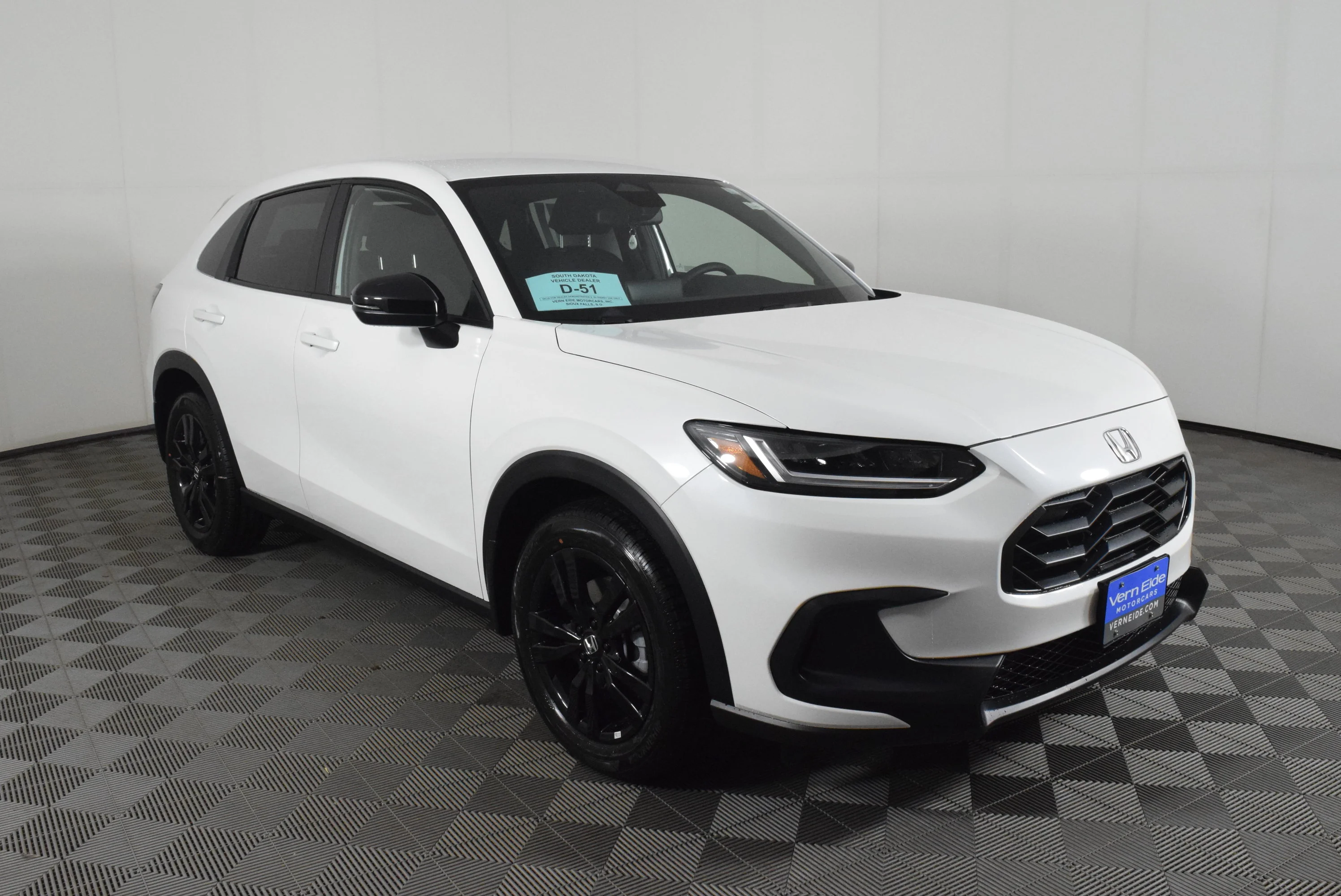 New 2027 Platinum White Pearl Honda Sport image 4