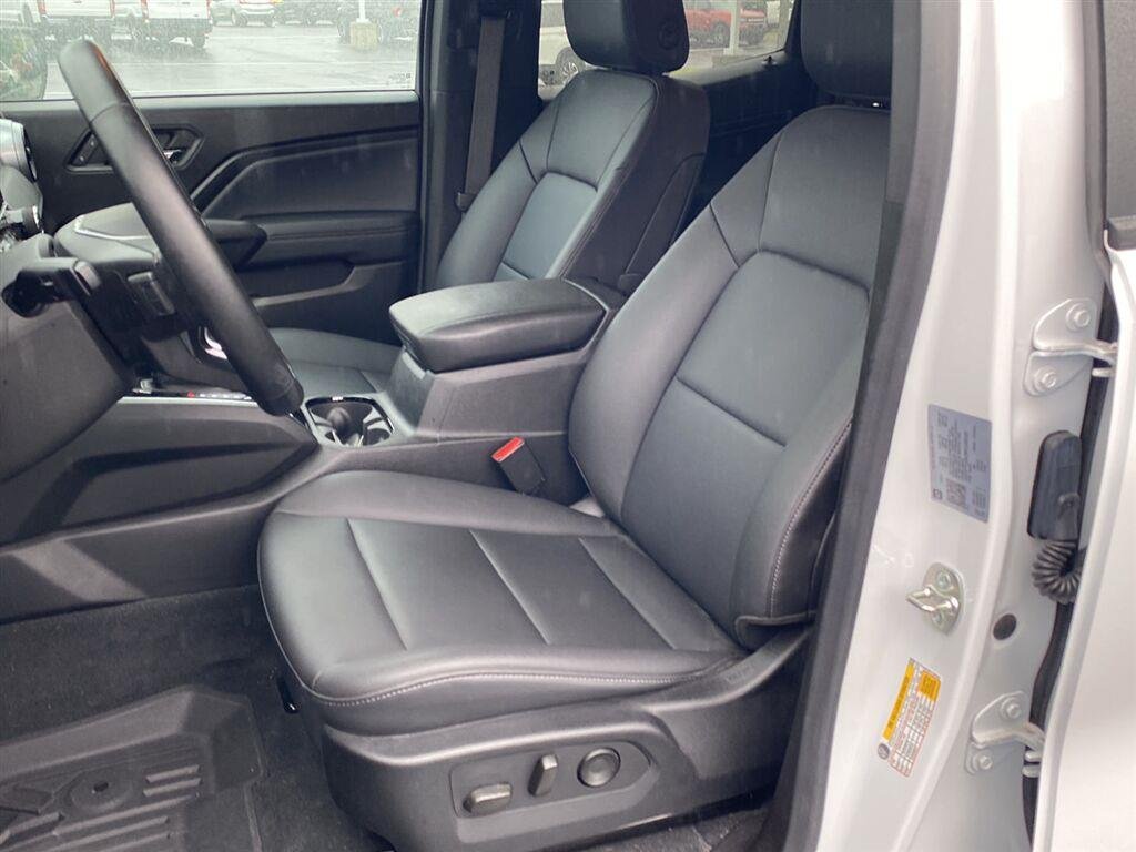 Used 2024 Summit White Chevrolet 4WD LT image 2