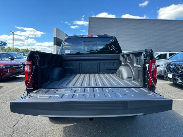 New 2026 Agate Black Metallic Ford XLT image 42