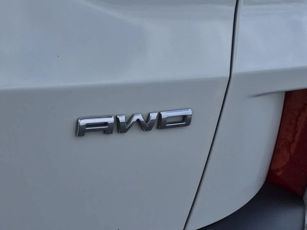 Certified Used 2022 Star White Metallic Tri-Coat Ford SEL image 23