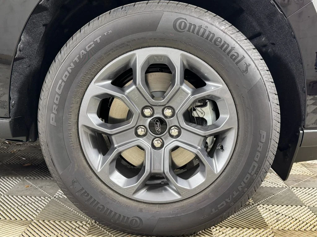 New 2026 Black Ford XLT image 14