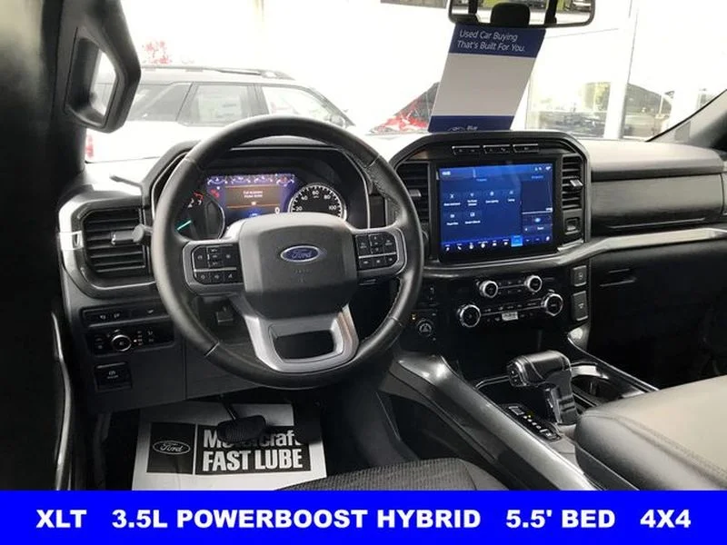 Certified Used 2023 Oxford White Ford XLT image 9