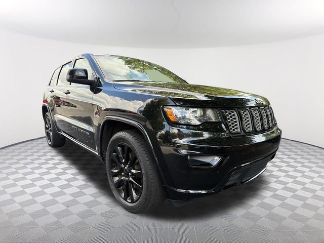 Used 2018 Black Jeep Altitude image 3