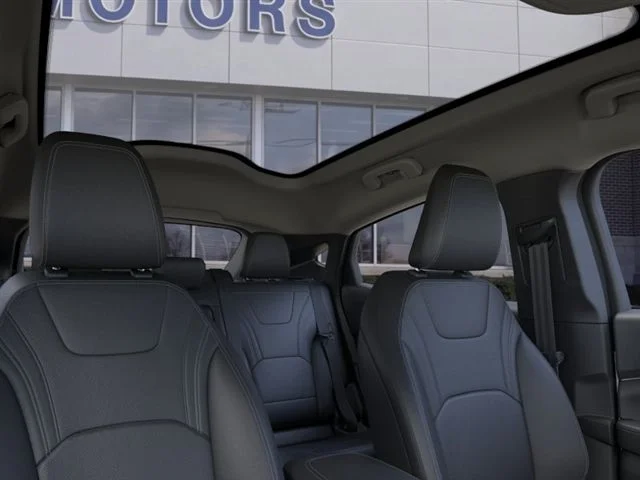 New 2026 Star White Metallic Tri-coat Ford Premium image 22