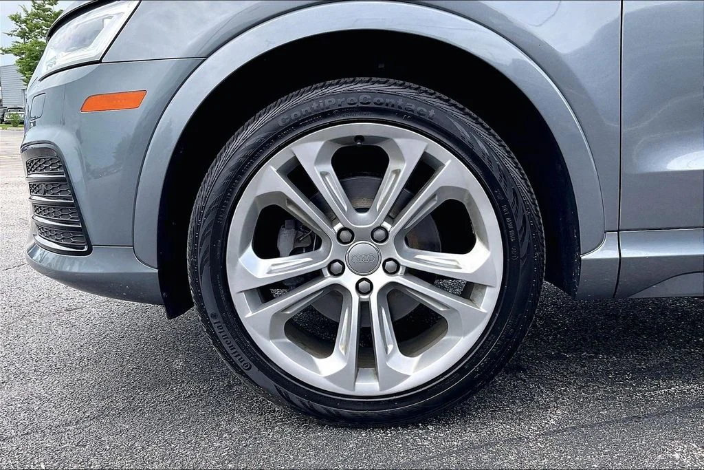 Used 2016 Gray Audi 2.0T Prestige image 10