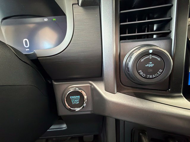 New 2026 Carbonized Gray Metallic Ford XLT image 32