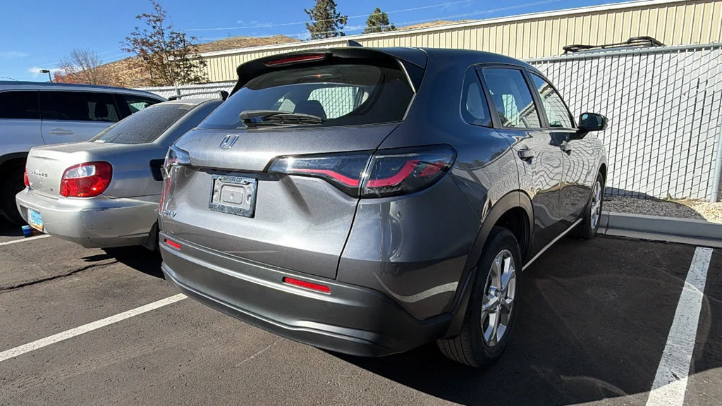 Used 2024 Modern Steel Metallic Honda LX image 2
