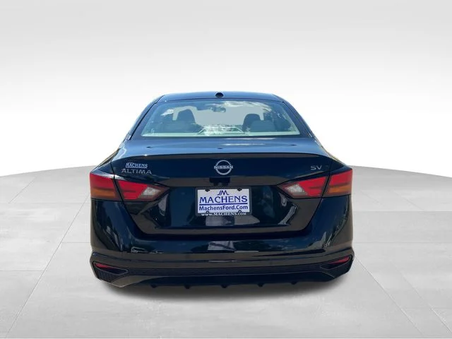 Used 2024 Black Nissan 2.5 SV image 6