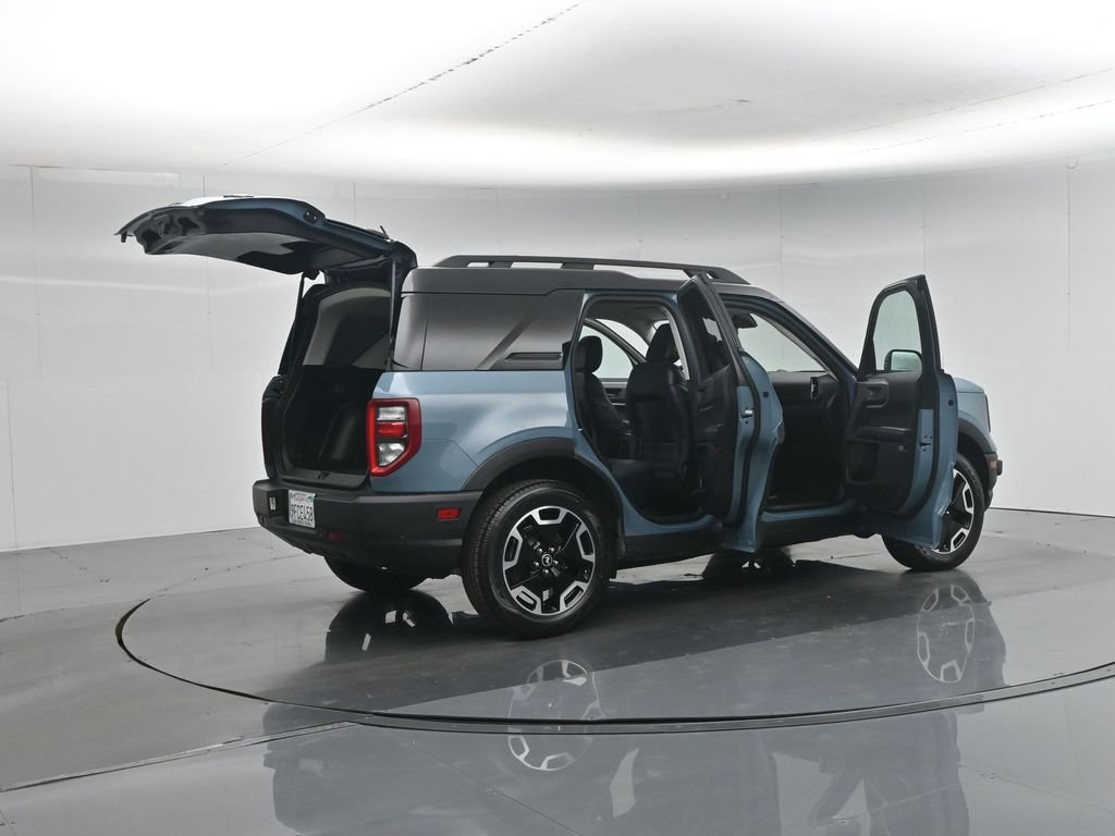 Used 2022 Gray Ford Outer Banks image 6