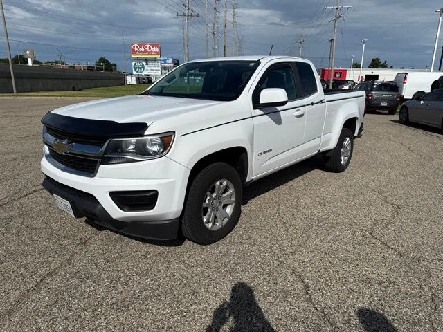Used 2020 White Chevrolet LT image 3