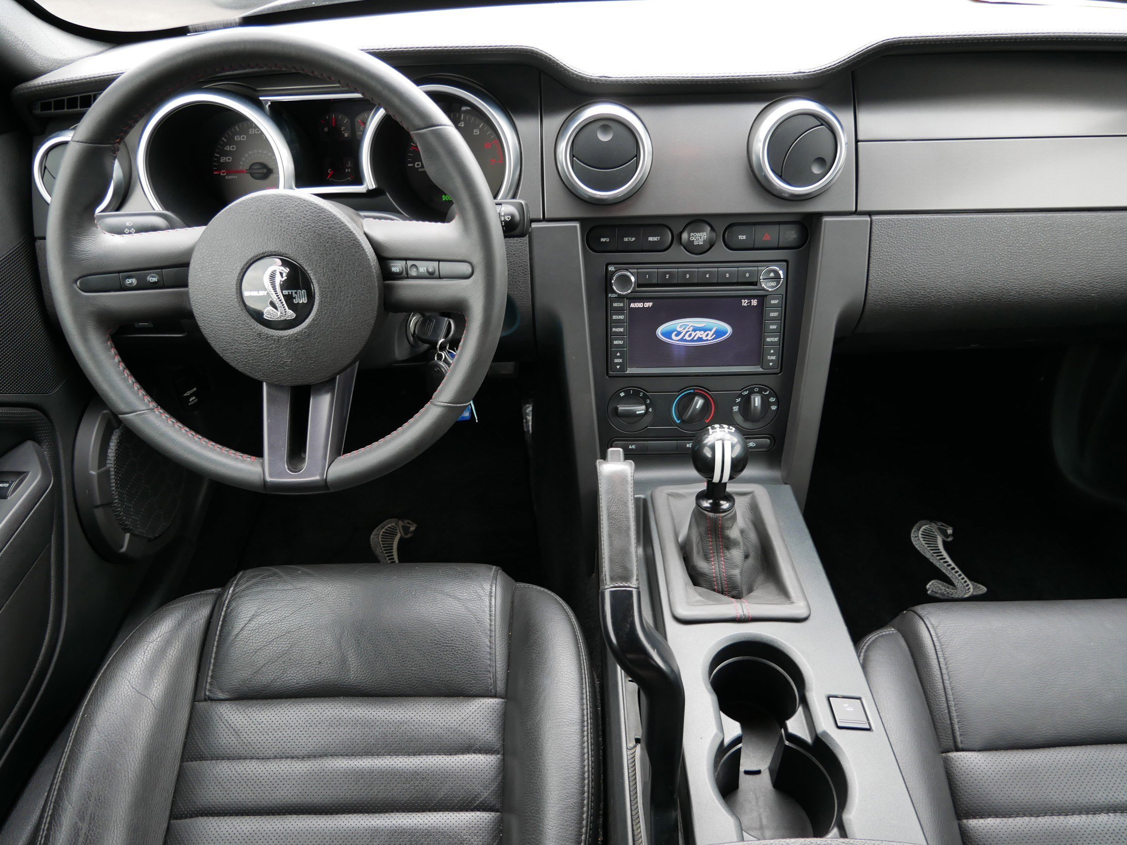 2008 Ford Mustang Shelby GT500 - Photo 10
