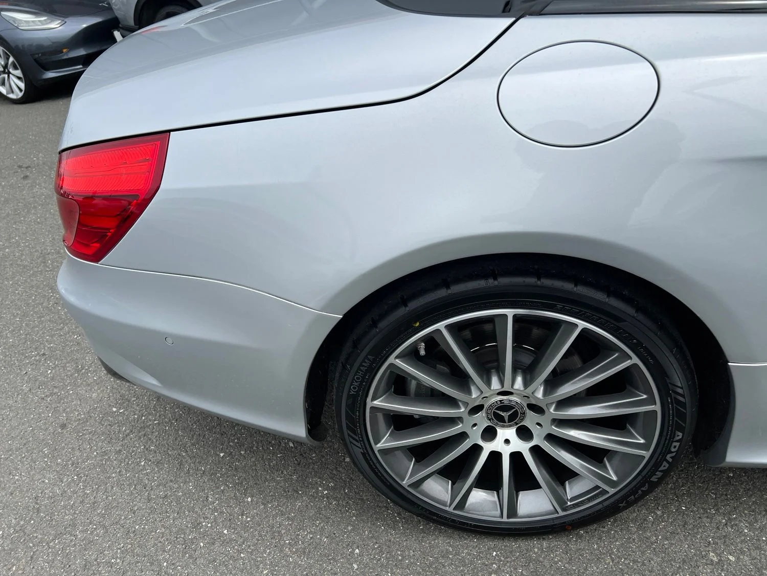 Used 2019 Silver Mercedes-Benz SL 550 image 14