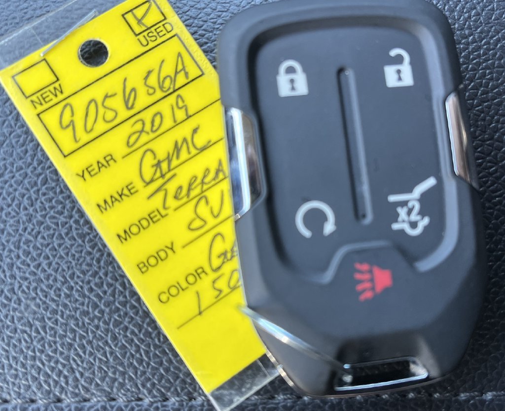 Certified Used 2019 SATIN STEEL METALLIC GMC SLT image 14