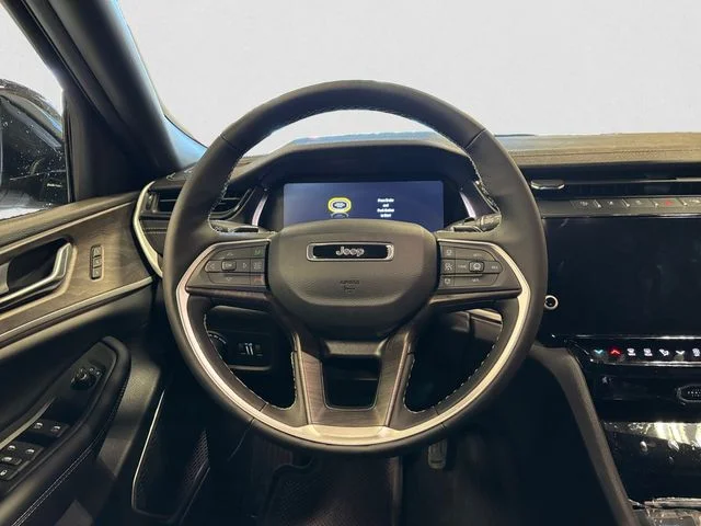 New 2026 White/off-white Jeep Limited image 13