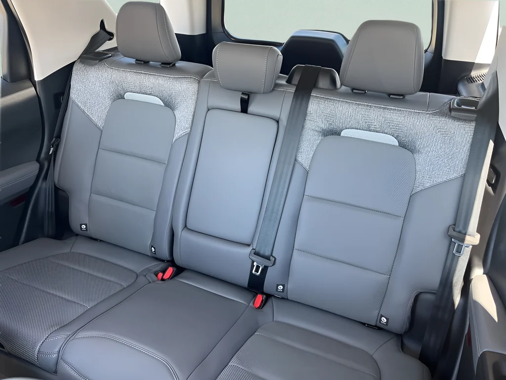 New 2026 Carbonized Gray Metallic Ford Badlands® image 17