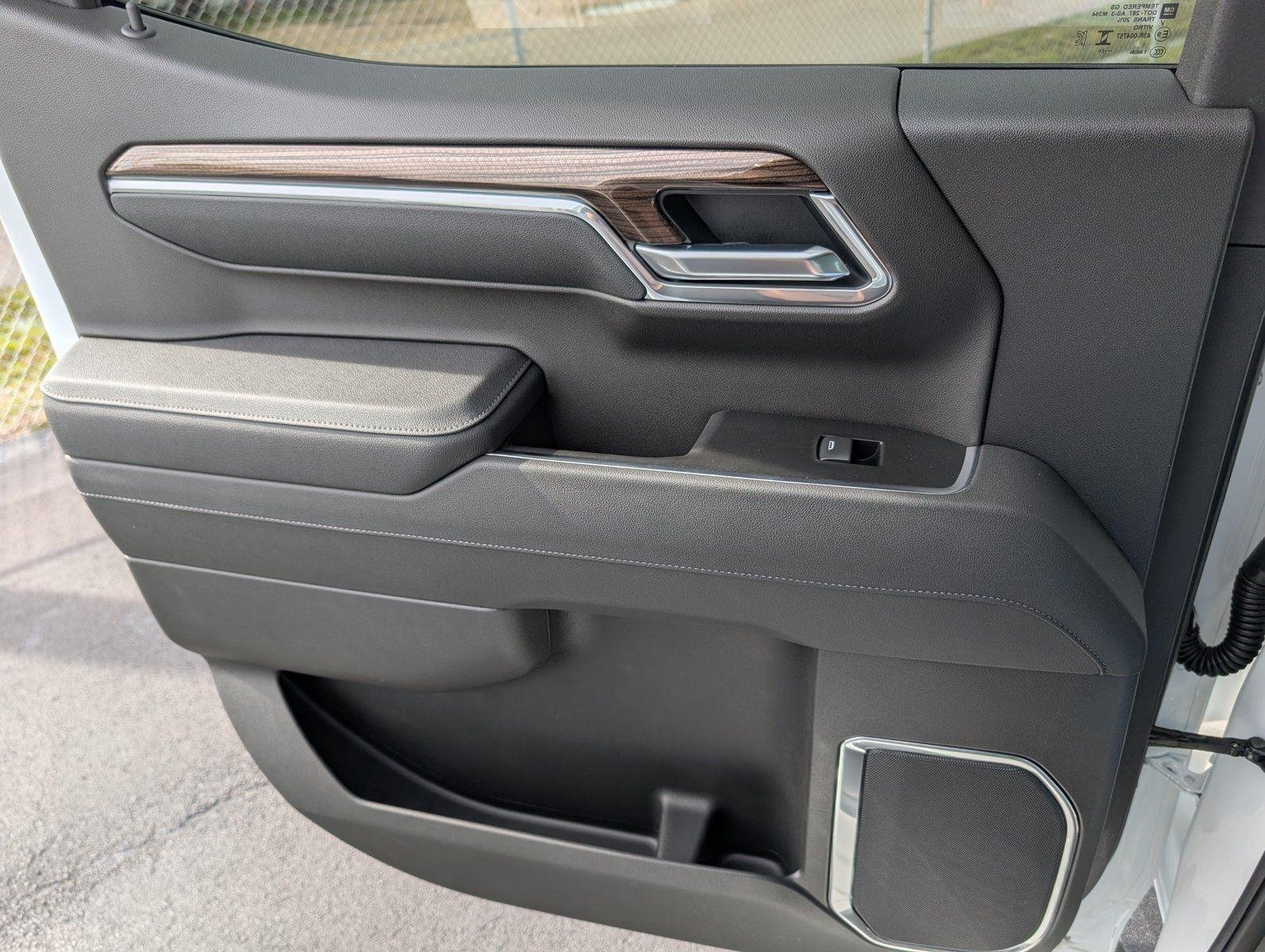 New 2026 Summit White Chevrolet LT Trail Boss image 35