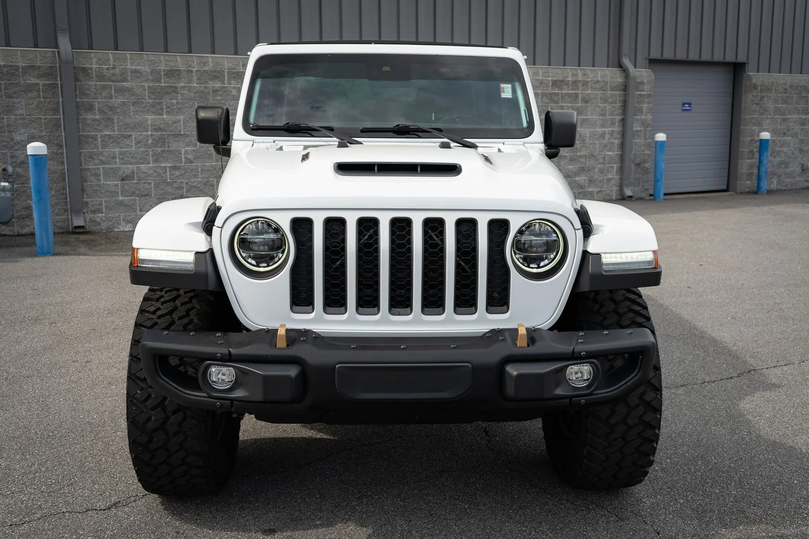 Used 2022 White Jeep Unlimited Rubicon 392 image 9