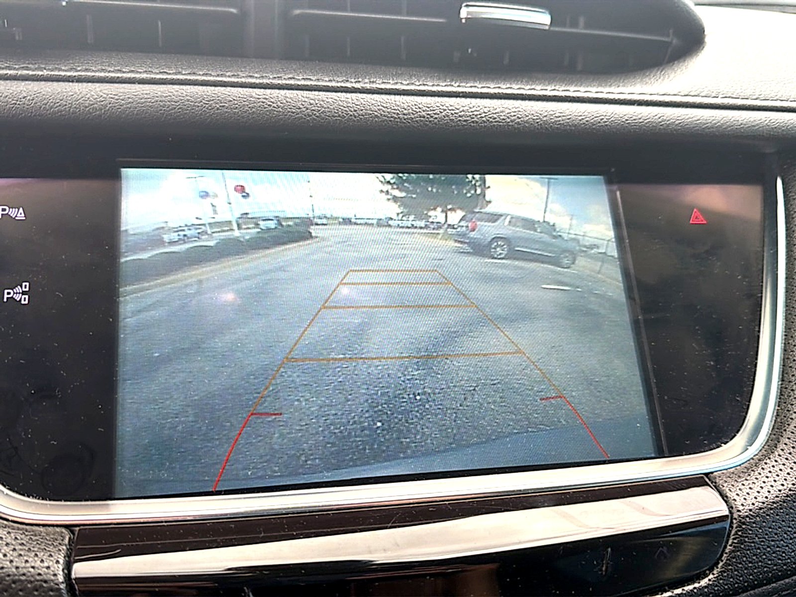 Used 2019 BRONZE DUNE METALLIC Cadillac Premium Luxury FWD image 6