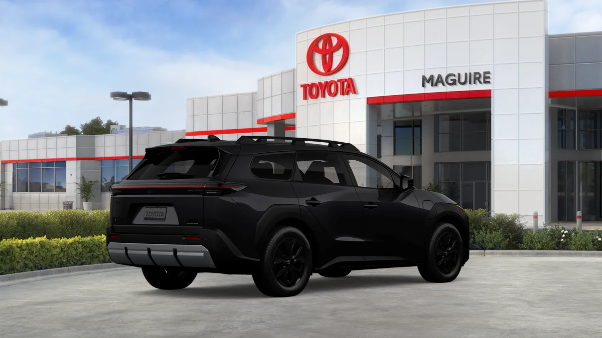 2026 Toyota bZ Woodland Woodland - Photo 13