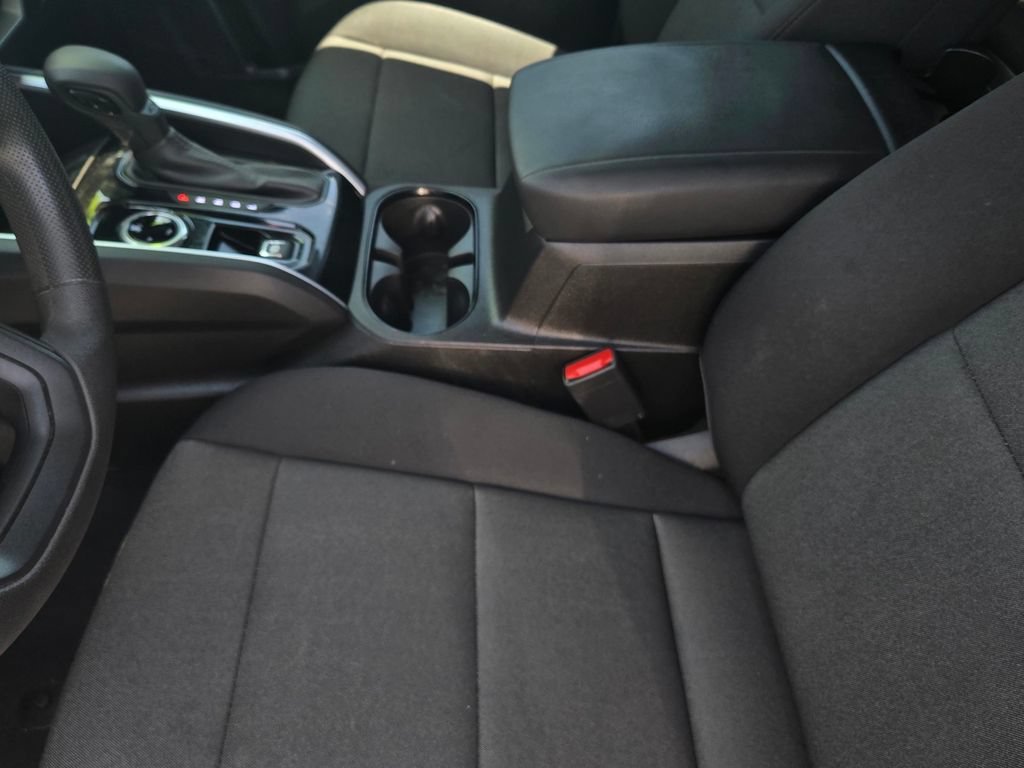Used 2025 Summit White Chevrolet WT/LT image 12