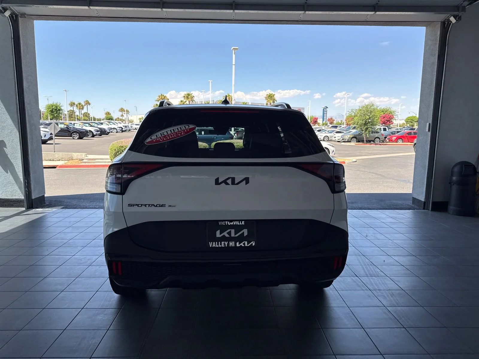 Used 2025 Glacial White Pearl Kia X-Pro Prestige image 6