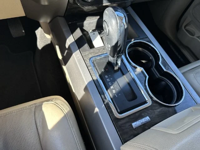 Used 2015 White Ford Limited image 20