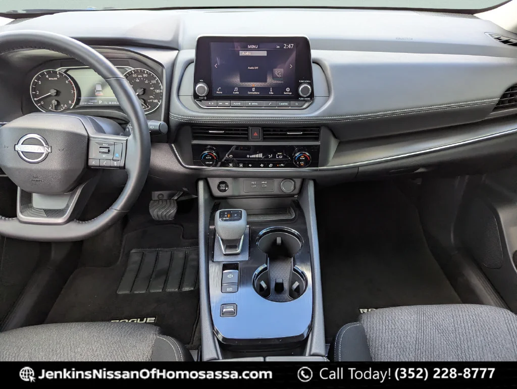 Used 2025 Blue Nissan SV image 25