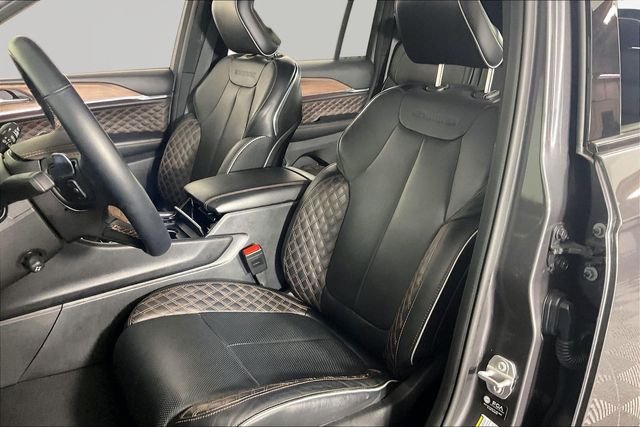 Used 2025 Gray Jeep Summit image 20