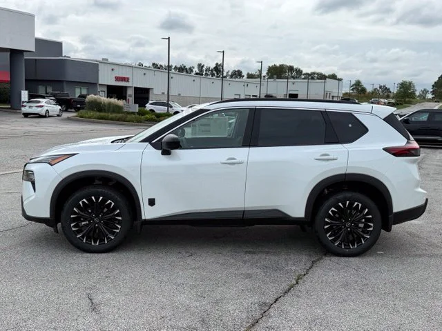 New 2026 Everest White Pearl TriCoat Nissan Dark Armor image 4