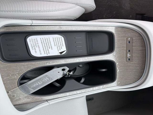 New 2027 White Hyundai Blue SEL 7P image 27