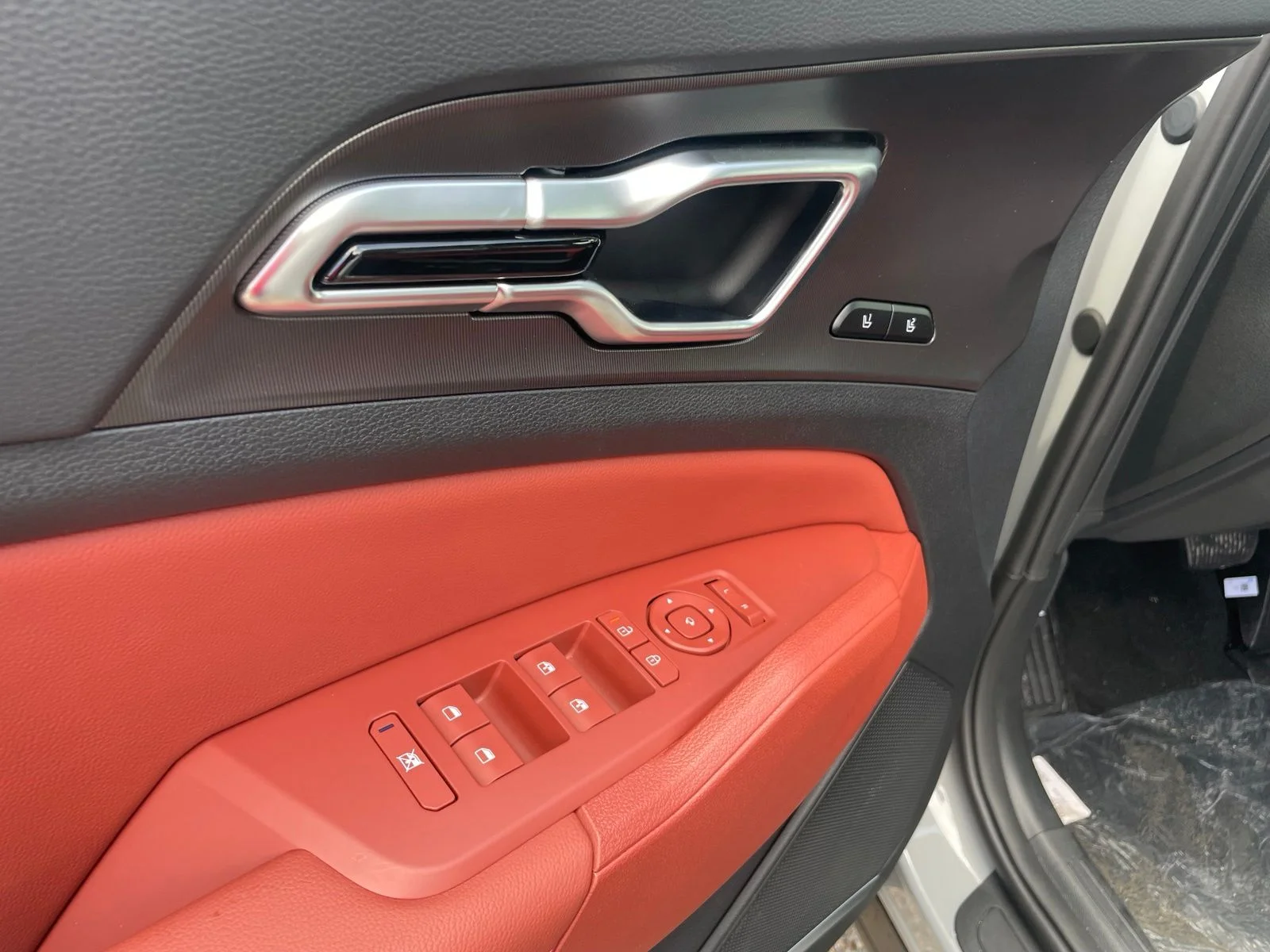 New 2026 Gray Kia SX-Prestige image 11