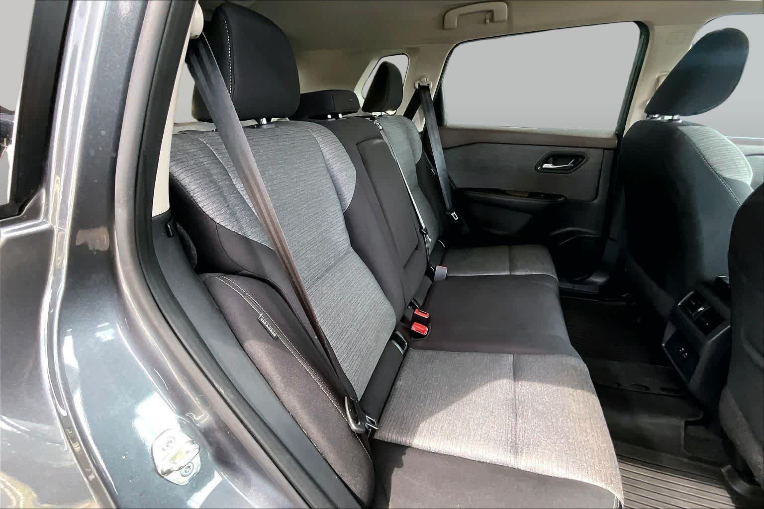 Used 2023 Gun Metallic Nissan SV image 20