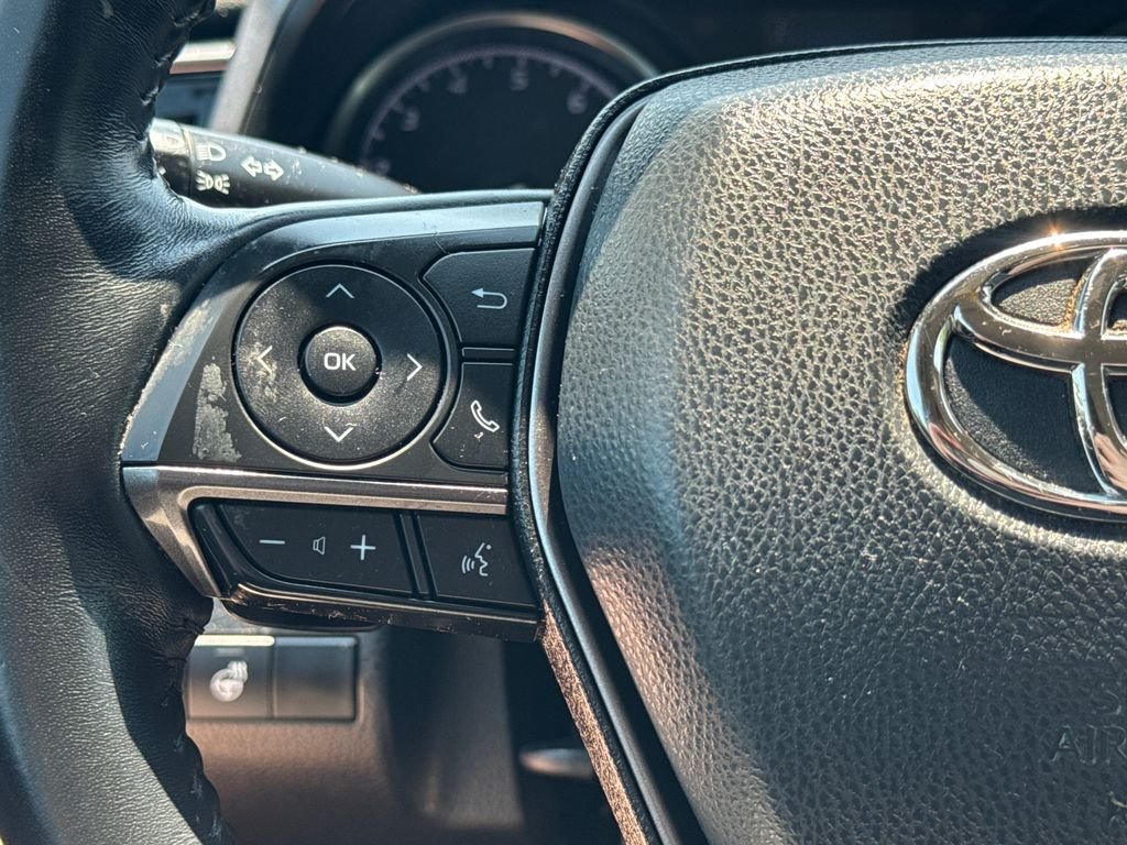 Used 2021 Blue Toyota SE image 18