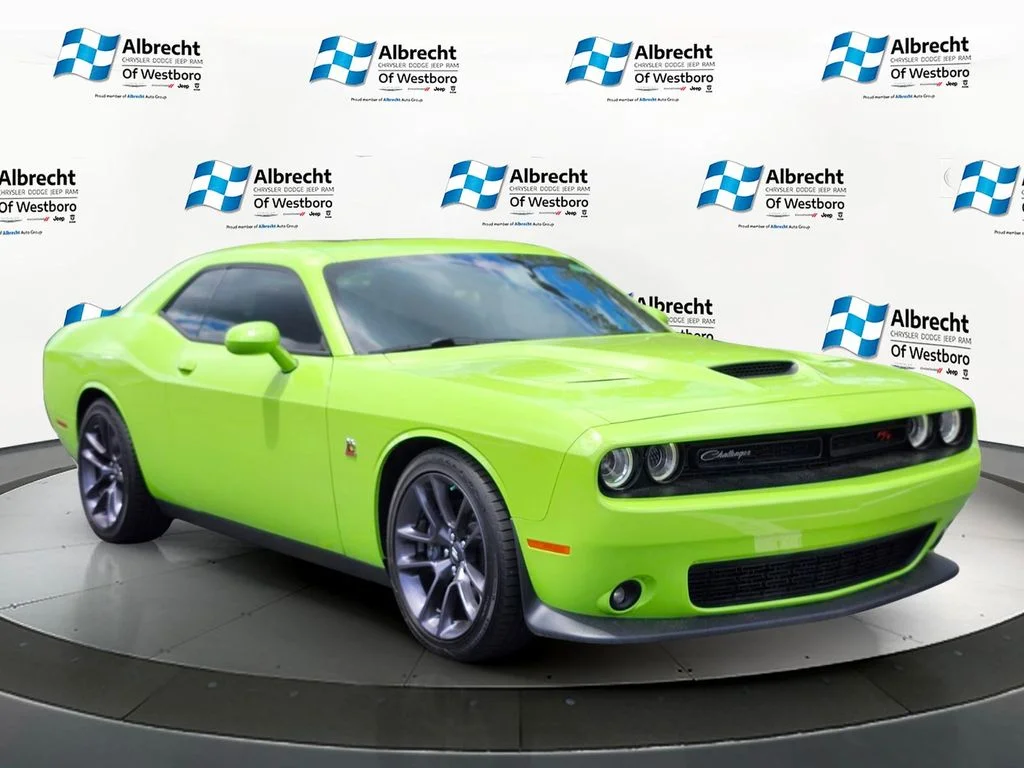 Used 2023 Green Dodge R/T Scat Pack image 7