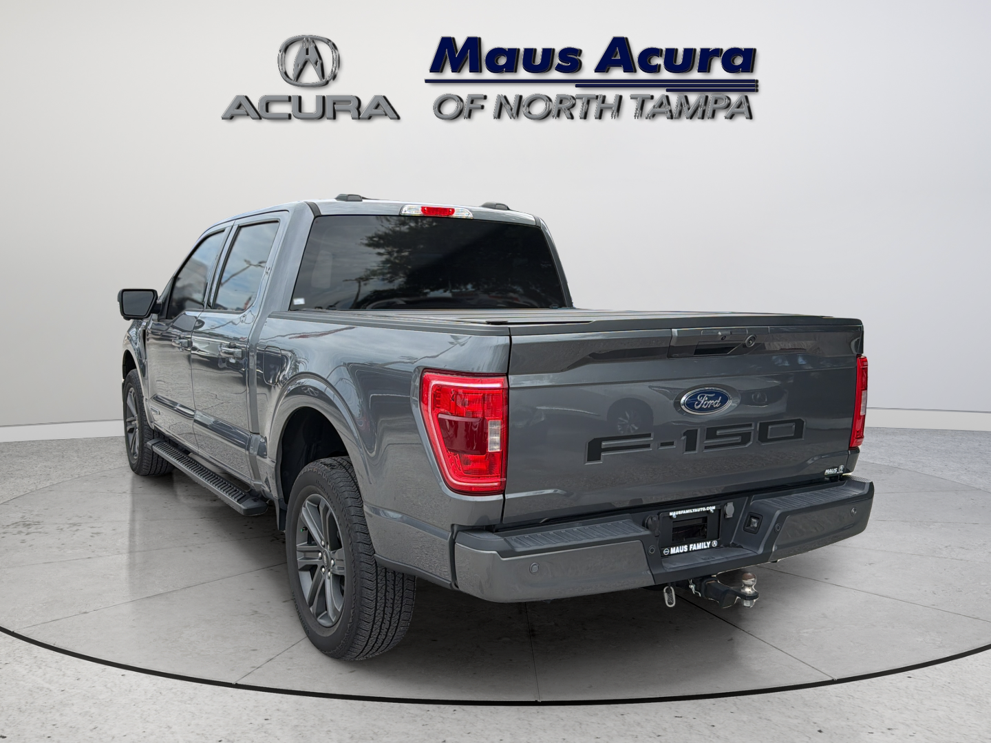Used 2023 Gray Metallic Ford XLT image 8