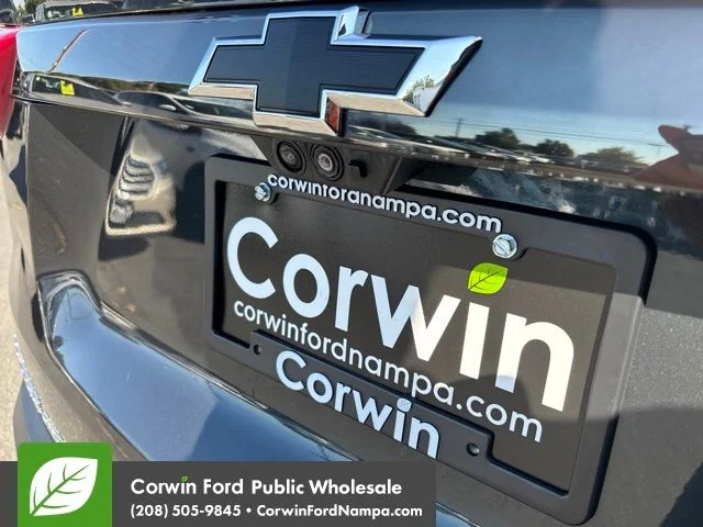 Used 2019 Gray Chevrolet RS image 11