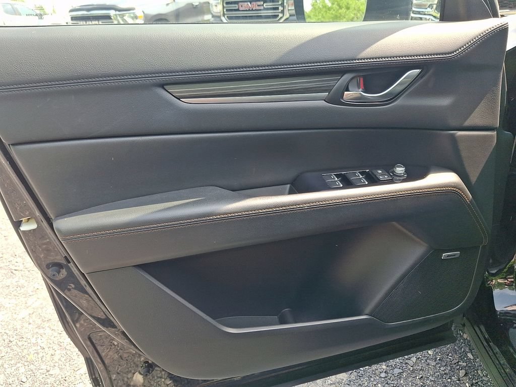 Used 2020 Black Mazda Grand Touring image 13
